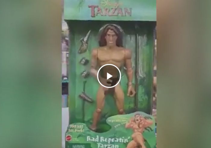 Cuando compras un juguete de Tarzán en los Chinos