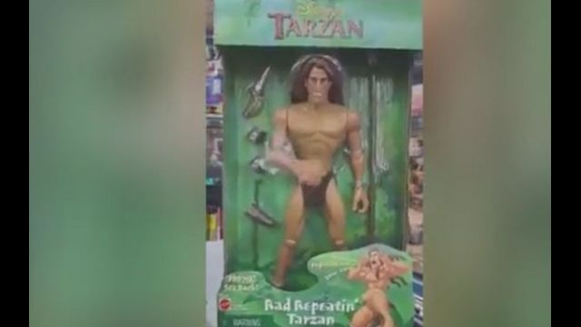 Cuando compras un juguete de Tarzán en los Chinos