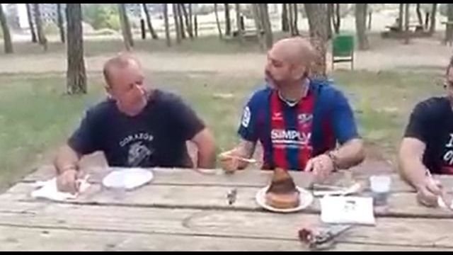 El surstromming ese rico arenque Sueco fermentado