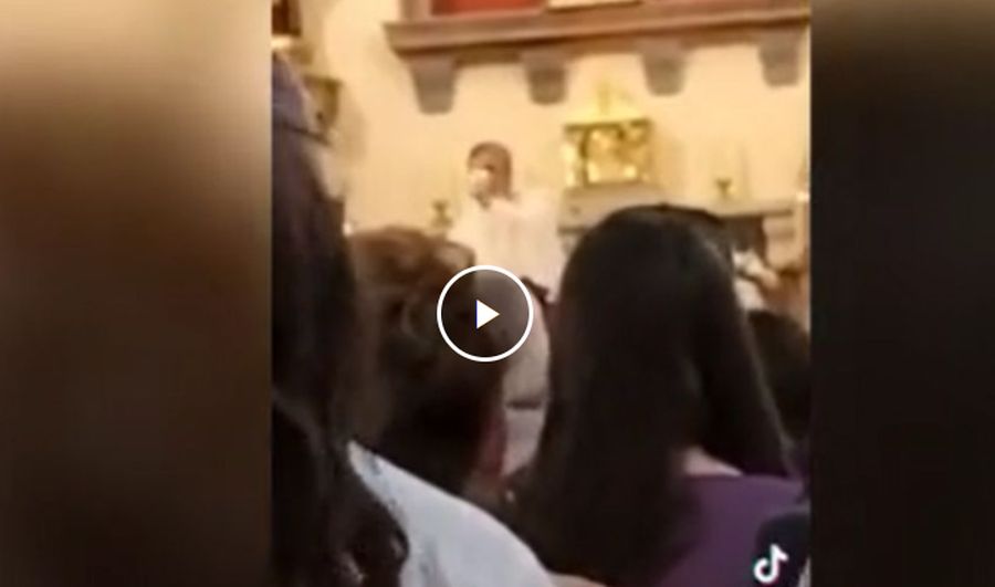 El   vídeo del párroco de la  Lahiguera que eructa